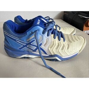 Asics Gel Resolution 7 Size 8 Women's. Trail Training Shoes